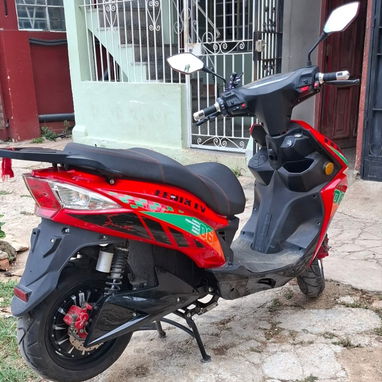Vendo Moto Eléctrica FÉNIX - 2/3