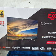 TELEVISOR SMART TV EKO 32" CAJITA INTERNA,BASE A LA PARED - Img 57433151