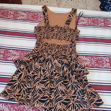 Vendo 3 vestidos nuevos - 2/4
