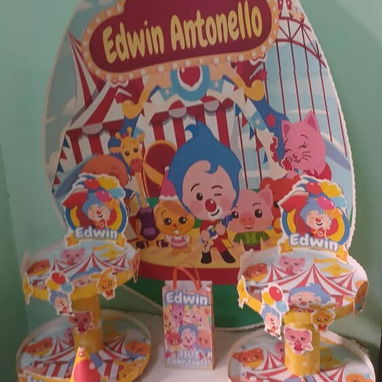 Se venden todo tipo de decoraciones para cumpleaños - Img 125382904