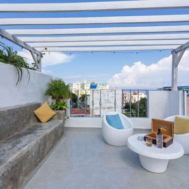 Hermoso apartamento de 2 recámaras disponible en Vedado, La Habana, Cuba - Img 125863216