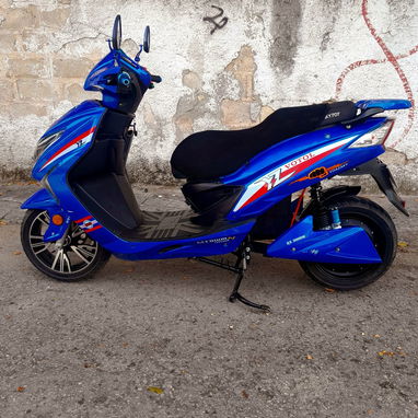 Motos Eléctricas Yoasaky y Isuki - 3/9