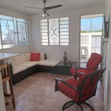 🏊🏻‍♀️Casa de renta Con Piscina En Guanabo. 💡 Energía Eléctrica las 24 horas. 🏊🏻‍♀️ Piscina Con Recirculación - Img 118143083