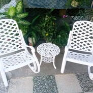 Hermosos juegos de sillones con mesita de centro. Sillones de aluminio esmaltados en blanco o negro - Img 45718014