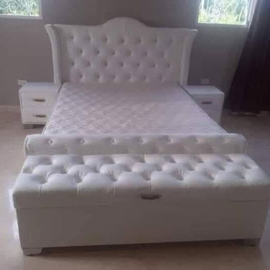 Camas tapizadas y colchones originales super confort y de espuma , llamar al 52422734 o WhatsApp - Img 104598291