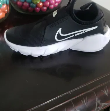 TENIS NIKE NUEVOS ORIGINALES PARA NIÑO - Img 66601156