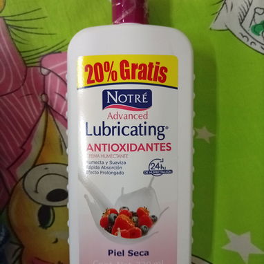 Shampoo, Crema para el cuerpo, Crema peinadora - Img 121974431