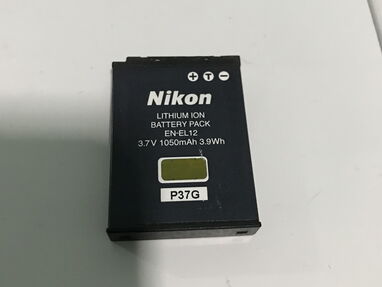 Vendo esta batería de cámara digital - Img 56572508
