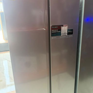 Refrigerador Hisense 15.y"Side by Side - 2/4