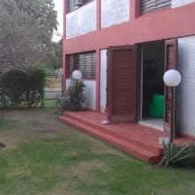52849429 Venta de Casa en Miramar ...calle 7ma A Dos plantas ....Arriba 5 cuartos con 2 baños grandes Abajo ...sala muy - Img 125924361