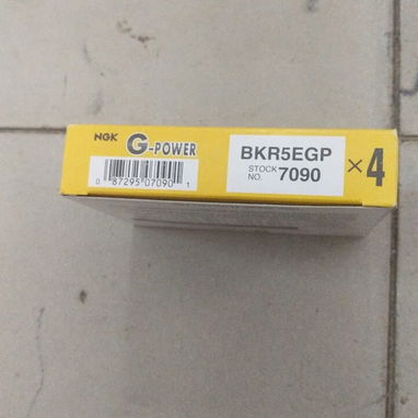 Paquete de bujias NGK punta de platino. +5353968620 - Img 121342367