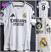 Pullover de futbol Real Madrid Mbappe versión jugador Habana - Img 46237607