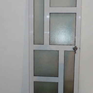 Puertas de aluminio 🚪 - 7/10