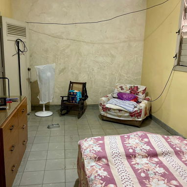 AMPLIO APARTAMENTO EN EXCELENTE EDIFICIO - CENTRO HABANA MUY CERCA DE INFANTA y ZANJA - Img 111316772