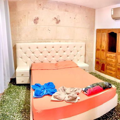 Rentamos casa con piscina. WhatsApp 5 8142662 - Img 120340646