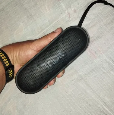 Bocina portátil pequeña y potente , mucha durabilidad d batería y resistente al agua. Tribit XSound Go - Img 95615239