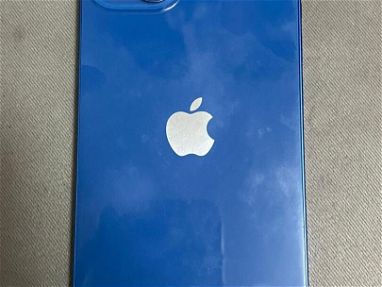iPhone 13 azul de 128GB impecable , libre de fábrica con 87% - Img 64832330