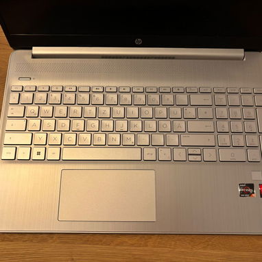 Laptop HP en perfectas condiciones - Img 127252810