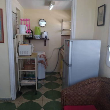 Villa Sofía. Renta Lineal. Mínimo 1 mes. Apartamento de 1 cuarto en Miramar, Playa. A 4 cuadras de la TRD de 5ta y 42. - Img 122916952
