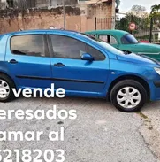 Se venden estos tres carros hago negocio por algo que me guste también - Img 50811014