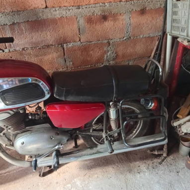 Moto jagua - Img 122983148