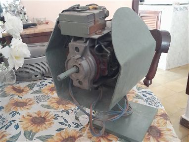 Vendo motor de ventilador con  fresa - Img main-image