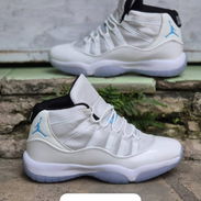 Retro 11 - Img 56844160