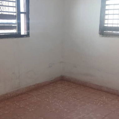 Se permuta casa en marianao - Img 123518226