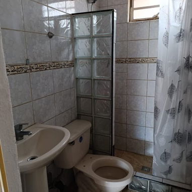 Casa de renta,corriente 24Horas en el Vedado - 4/4