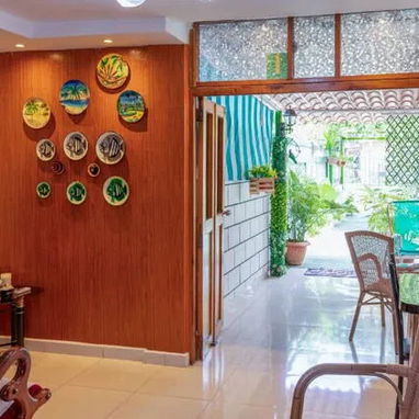 IG Casa de renta en Varadero con jardin y terraza con super agradables espacios y buen precio/House for rent VAR-002 - 2/8