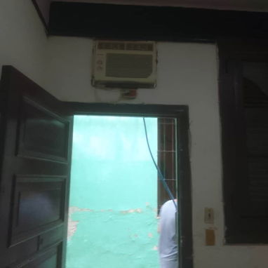 Ref # 77. En venta y con precio negociable apto en bajos de un cuarto en Playa!!! - 7/9
