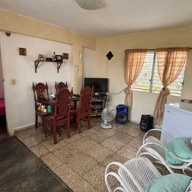 Casa biplanta en Reparto Martí, Cerro - 8/10