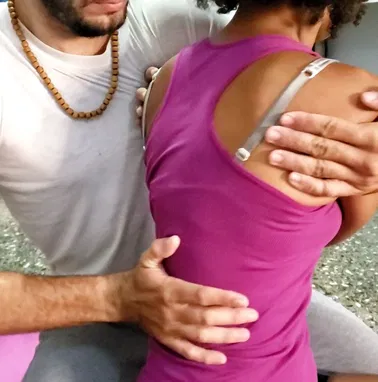 Masajista profesional, Quiropraxia y Kinesiología - Citas disponibles - Img 95632528