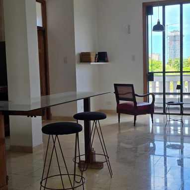 VEDADO, ZONA LETRAS, LUJO!!! APARTAMENTO DE 2 HABITACIONES Y 3 BAÑOS CON PRECIOSAS VISTAS - 2/10
