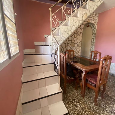 VENTA DE CASA CON AUTO INCLUIDO EN LA LOCALIDAD DE JUSTIZ A 3 KM DE PLAYA GUANABO. - 2/10