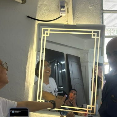 Espejos Led medida 60x80 Y tenemos mensajería en las provincias de pinar de rio , Artemisa , mayabeque y matanzas - 2/4