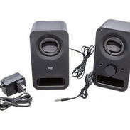 Bocinas logitech 2.0(para PC), Potencia total 6W Conector: 3.5mm Toma para audífonos Control de encendido y volumen* - Img 53331021