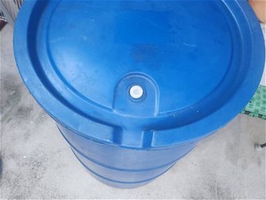 Tanque de “ 55 Galones de agua” de plastico Azul de los buenos y duros (Nuevoo) al 53822315 - Img main-image-45637454
