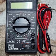 Multimetro digital con  batería - Img 45879852