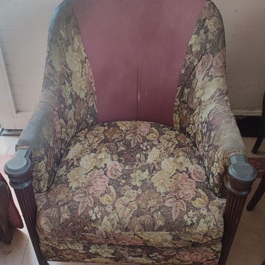 GANGA VENDO ESTE BUTACÓN DE LOS AÑOS 50 DE BUENA MADERA ES DE CAOBA--#--55398589 BUEN DISEÑO, PESA BASTANTE A QUIEN PUED - Img 123296536