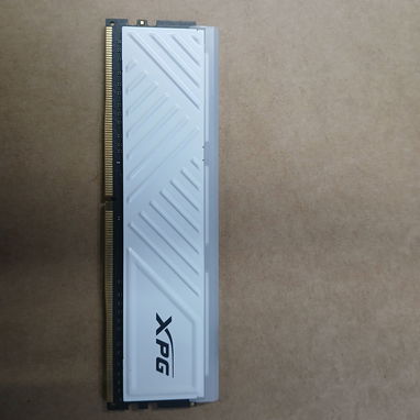 🔥 SE VENDE EN MARIANO: Memoria RAM XPG SPECTRIX D35G RGB 16GB DDR4 (NUEVA) 🔥 - 2/2