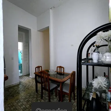 Casa independiente en Playa con garaje 2 cuartos y 2 baños - Img 119288548