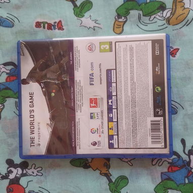 Disco de Fifa 18 para PS4 - 2/2