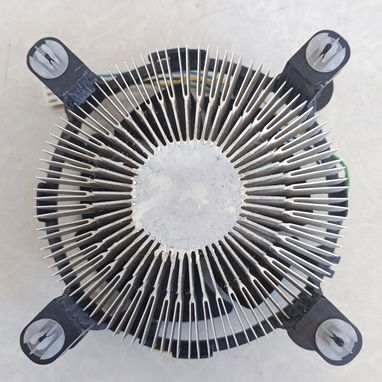 SE VENDE FAN INTEL CON DISIPADOR PARA MICRO DE PC, DE USO PERO EN BUEN ESTADO - Img 121467619