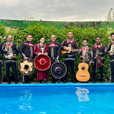 Mariachis Habana - Img 119142406