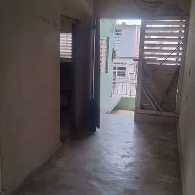 SE VENDE BIPLANTA EN HOLGUIN. LA CASA QUE NECESITAS!!!! - 4/5
