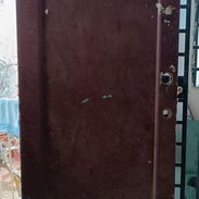 Se vende puerta de madera - Img 56756062