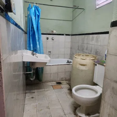 🏡Casa en venta en marianao 2x1 Casa y apartamento arriba - Img 126630091
