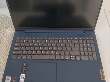 Lenovo IdeaPad 5...15.6"....NUEVA sin usar....i7 10ma - Img main-image