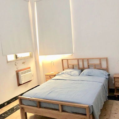 RENTA LINEAL VEDADO - 4 CUARTOS, 2 BAÑOS, GARAJE - 3/10